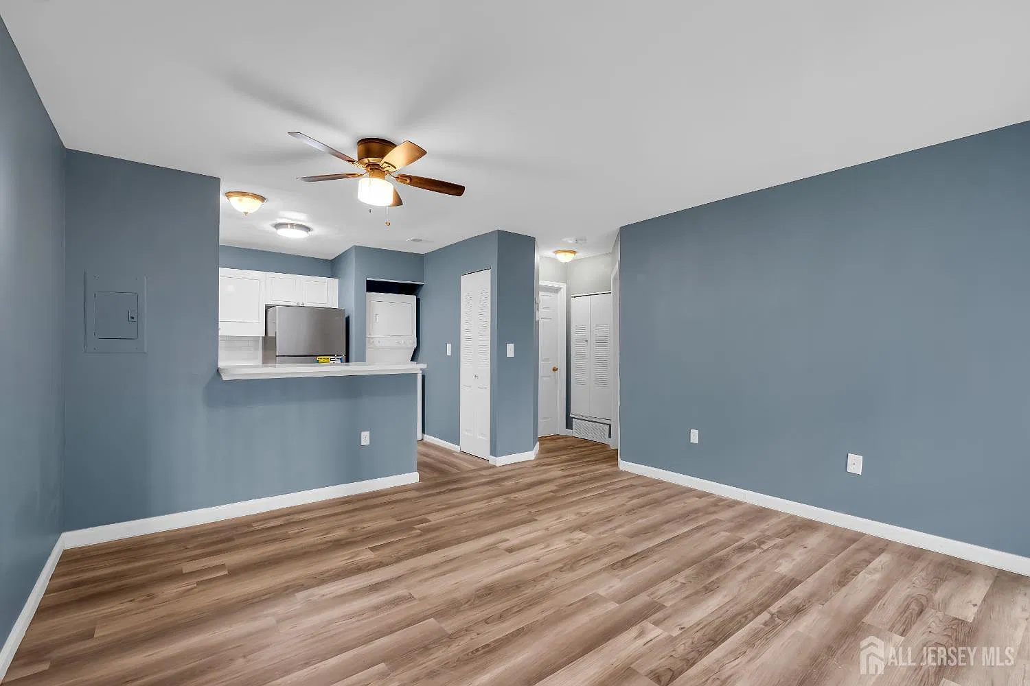 1 bed, 1.0 bath, $1,995 — Photo 4
