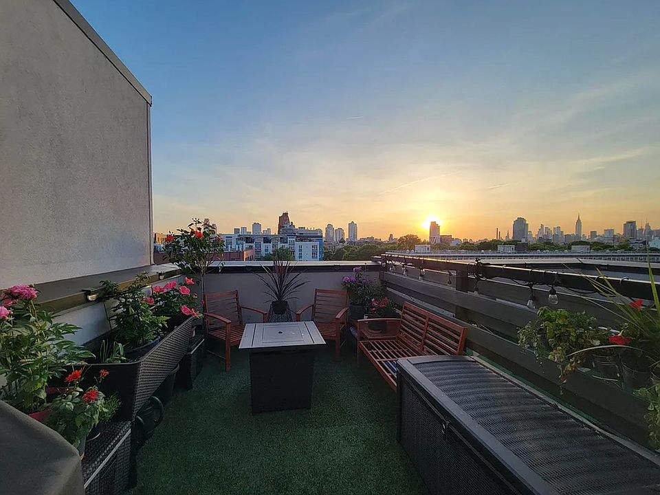 1st image of 417 Manhattan Ave #Penthouse