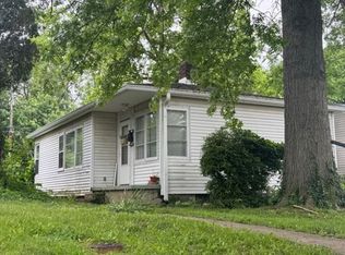 200-202 E 16th, Bloomington, IN 47408