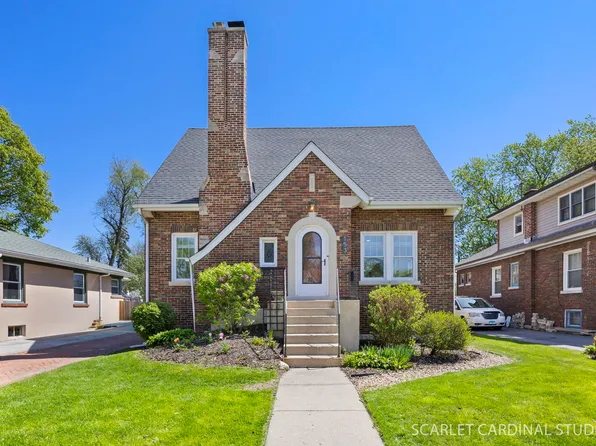 153 S Lombard Ave, Lombard, IL 60148