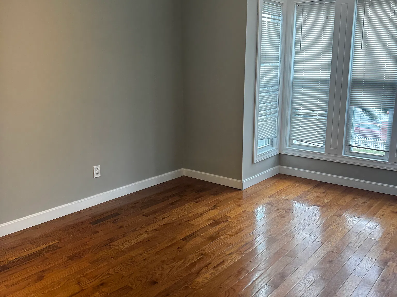 11 Greenwood Rd — Photo 3