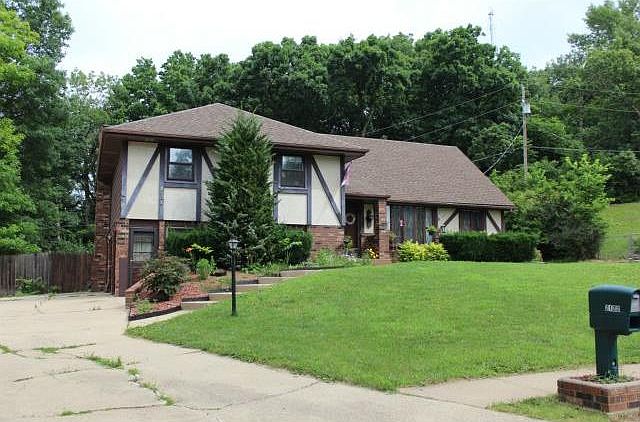 1st image of 2122 Frances Ct