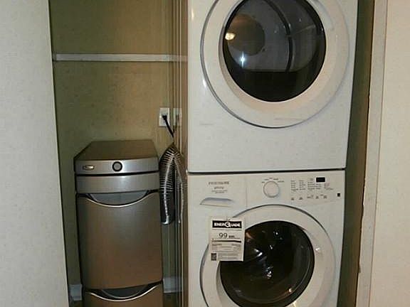 5th image of 6401 Deihl Rd APT 905