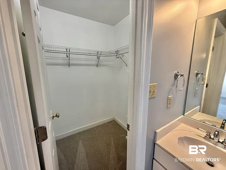 4216 Antigua Ct — Photo 25