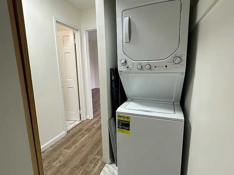 2501 E Ann St #2F — Photo 11