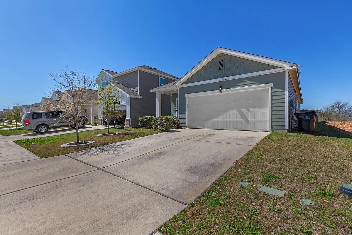 Building Photo - 509 Red Fish Ln