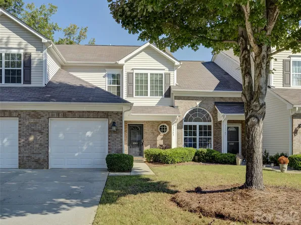 11743 Stockdale Ct, Pineville, NC 28134
