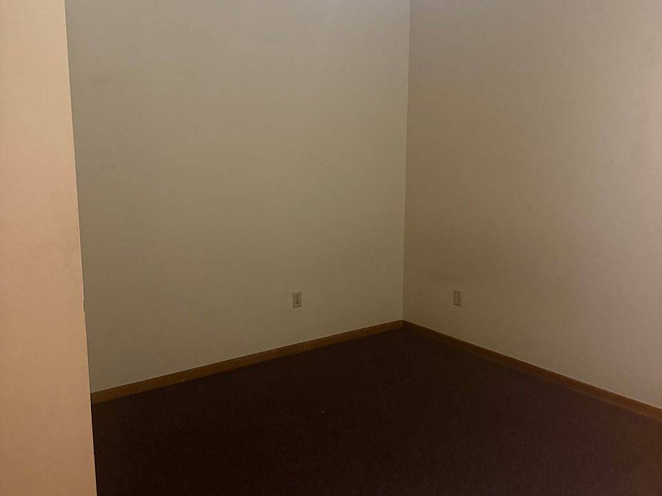 1st image of 432 N Main St #2