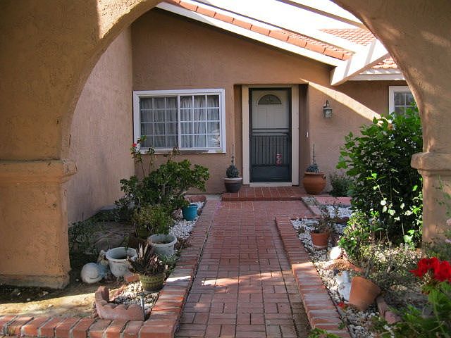 1st image of 3673 Citronella St