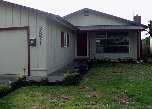 1st image of 3871 Moulton Dr