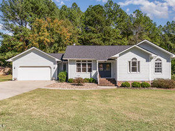 6507 Glen Forrest Dr, Chapel Hill, NC 27517