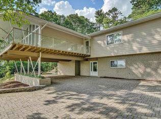 3322 W Ridge Rd SW, Roanoke, VA 24014