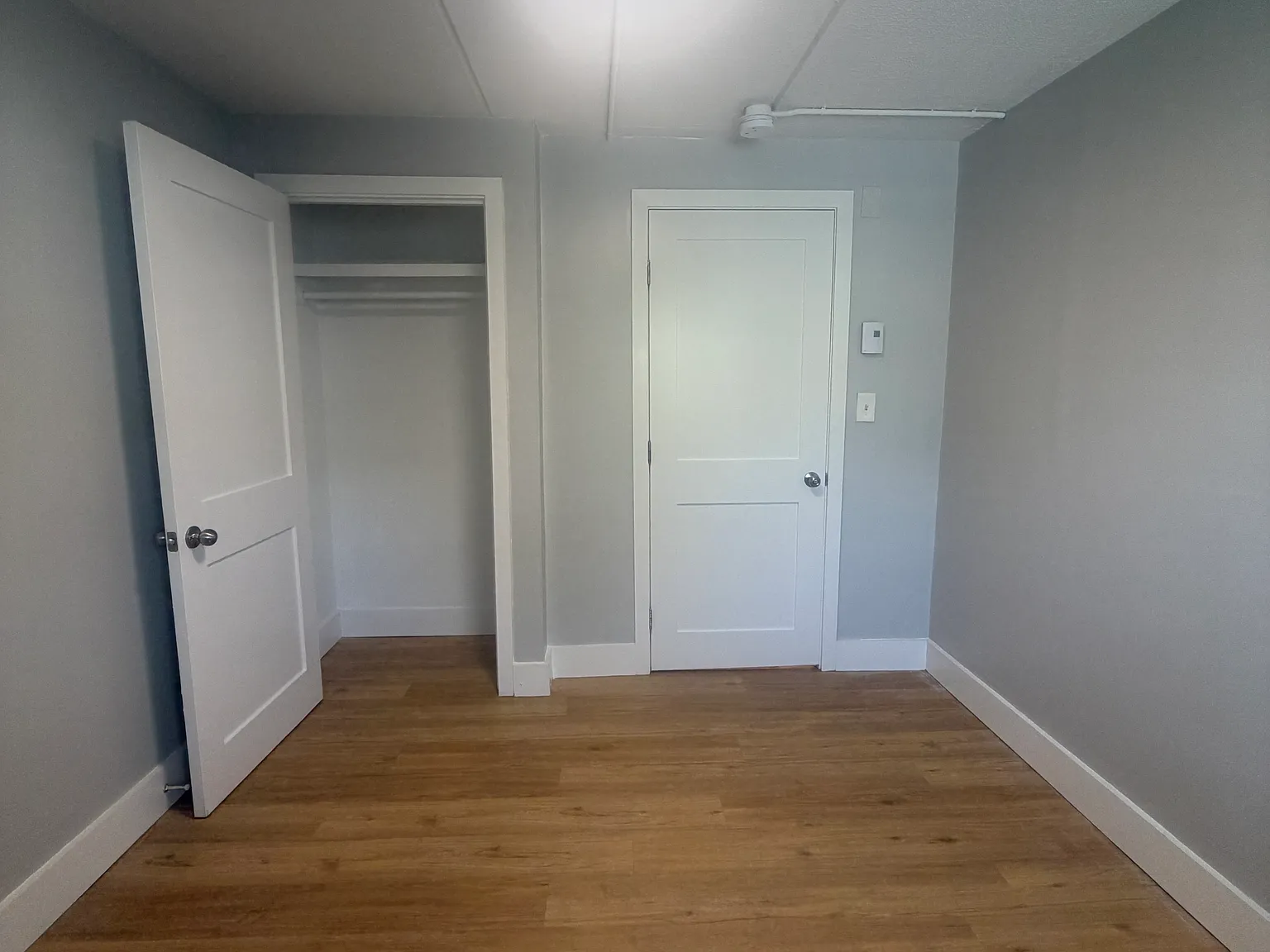89 Woodrow Avenue — Photo 3