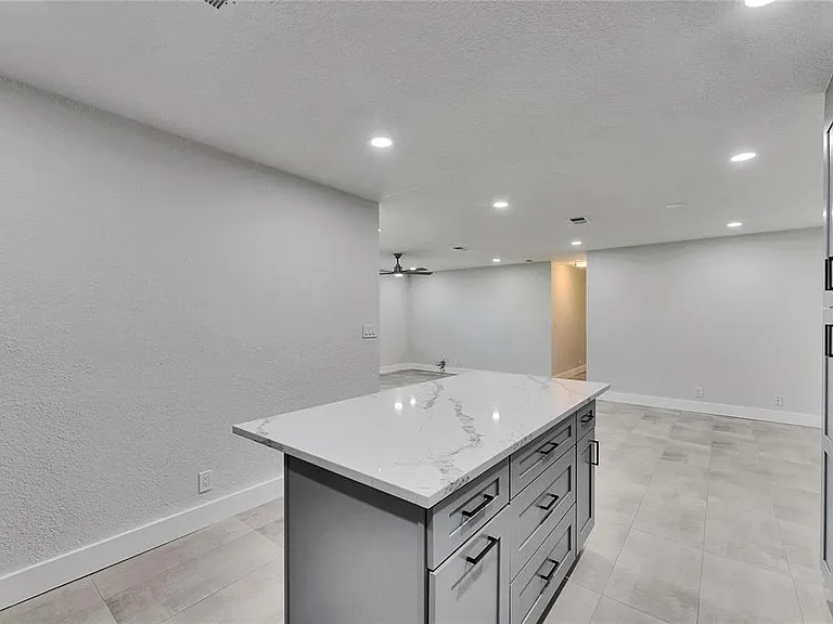 1025 Apollo Beach Blvd #1 — Photo 11