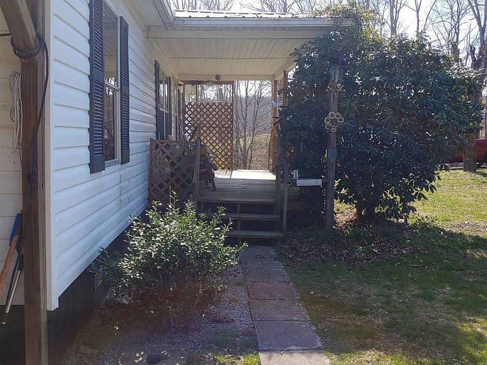 1st image of 176 Mockingbird Ln
