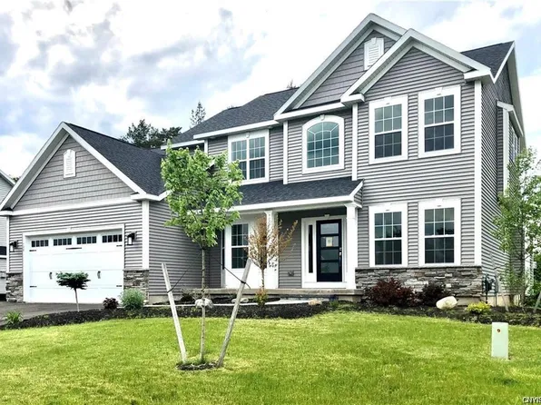 4050 Flying Fish Ln, Jamesville, NY 13078
