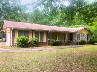 90 Club Cir, Stockbridge, GA 30281