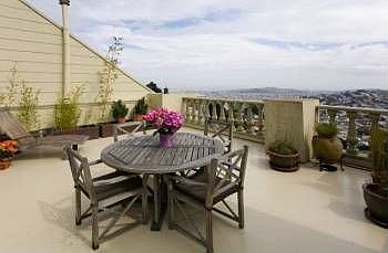 1st image of 522 Roosevelt Way
