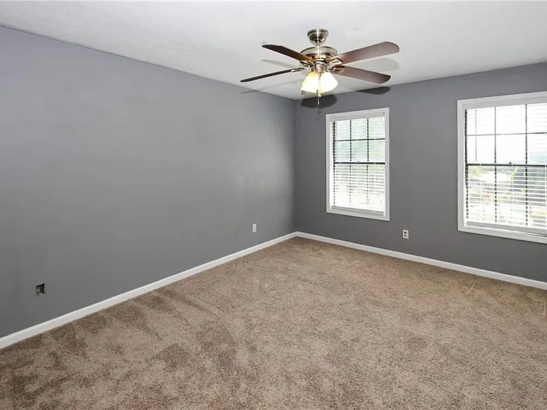 5461 Park Pl S — Photo 35