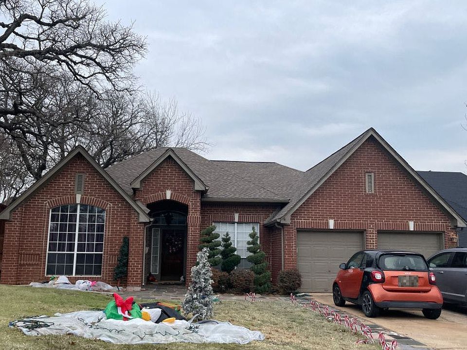1st image of 2725 Woodside Dr