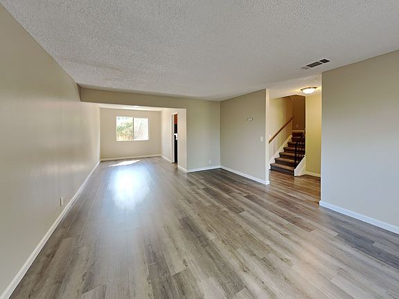 5th image of 1717 Gershwin Cir