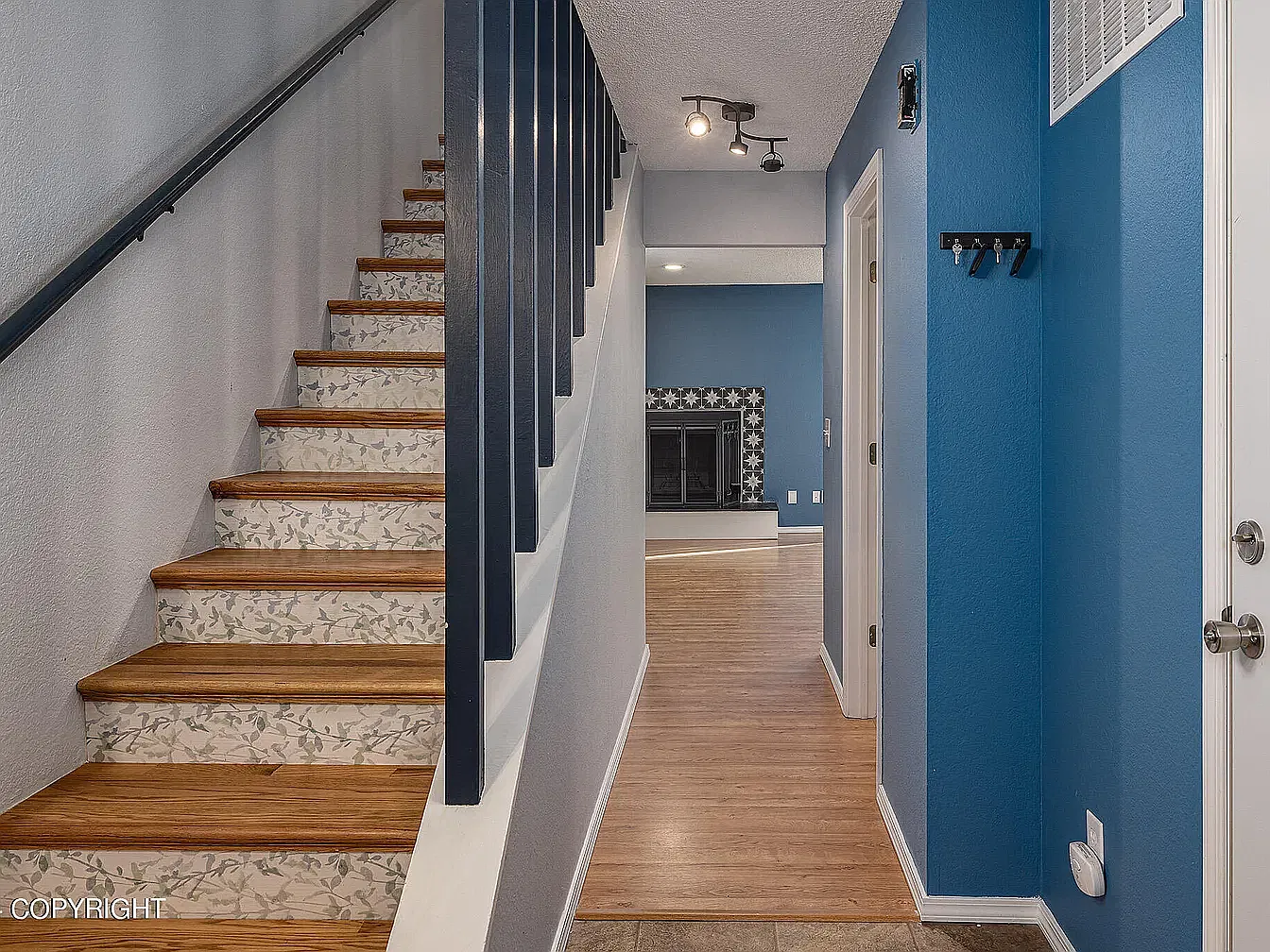 3 bed, 1288 sqft, $2,800 — Photo 2