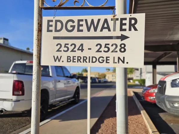 2524 W Berridge Lane #E-213, Phoenix, AZ 85017