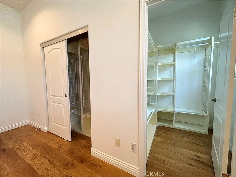 441 N Los Robles Ave #16 — Photo 18