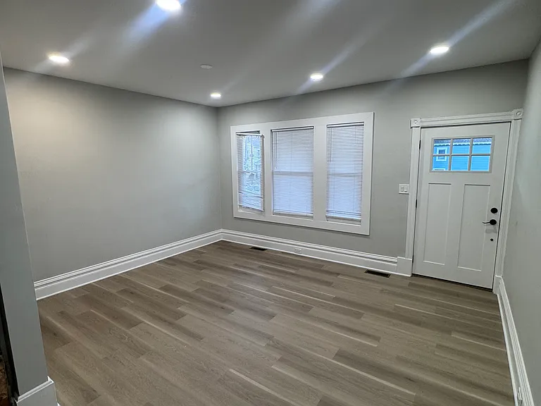 408 Olive St #B — Photo 9