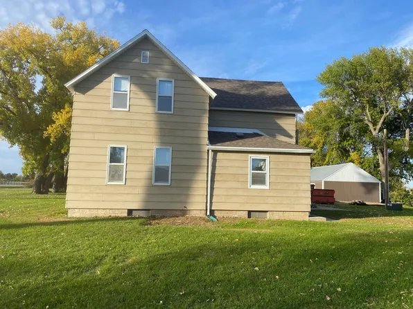 129 30th Ave SE, Benson, MN 56215