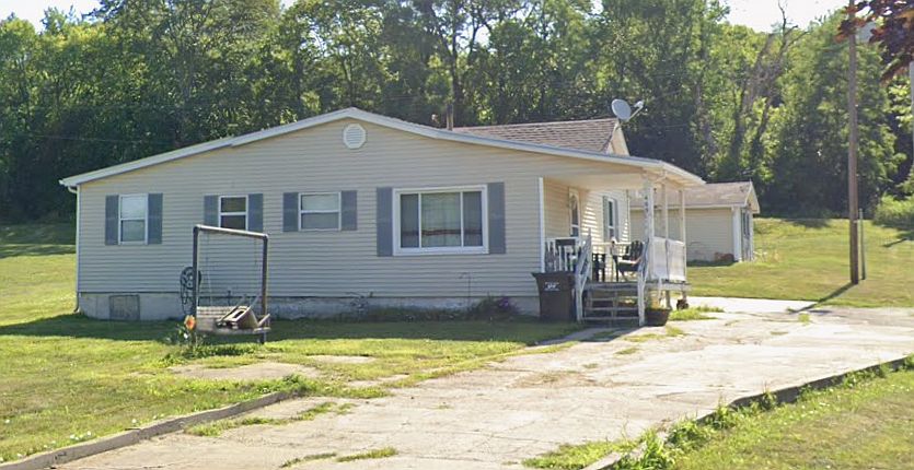 1st image of 409 Krause St