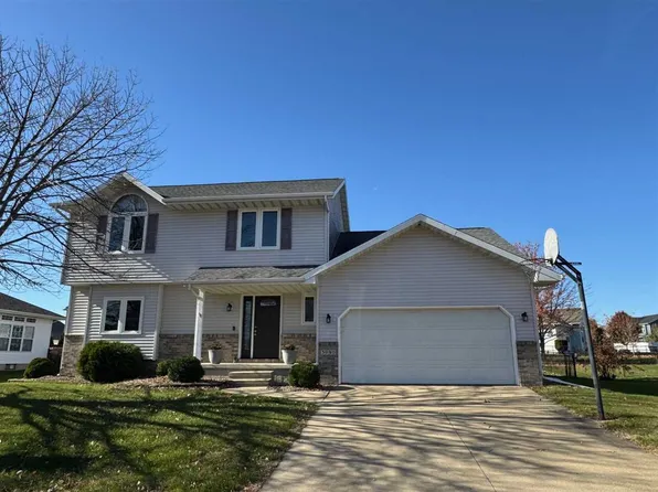 3090 Primrose St, Marion, IA 52302