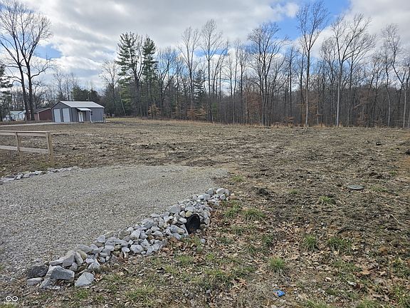 2nd image of 1249 N Lawrence Hollow Dr