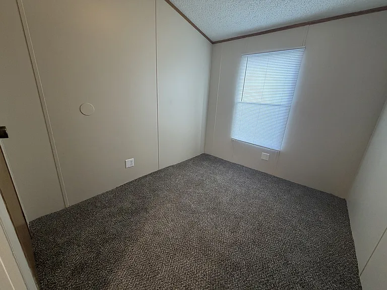 38000 Le Chateau Blvd #383 — Photo 19