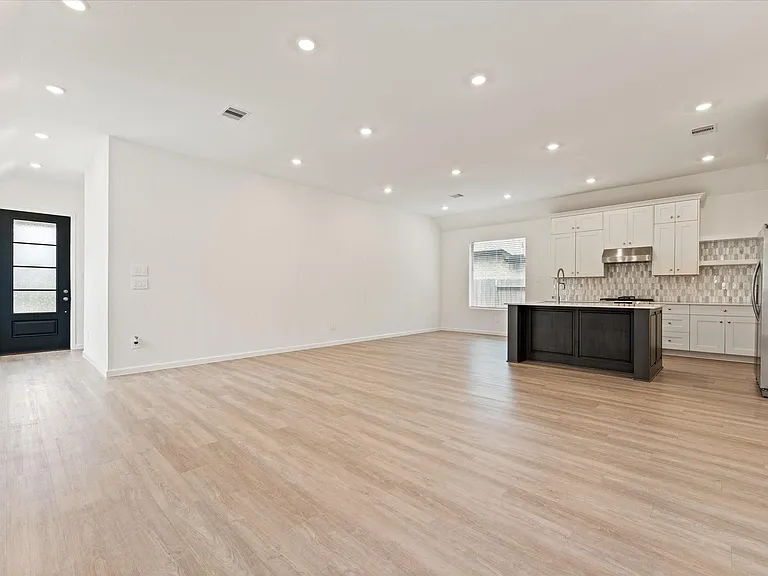 15520 Sunset Maple Ct — Photo 6
