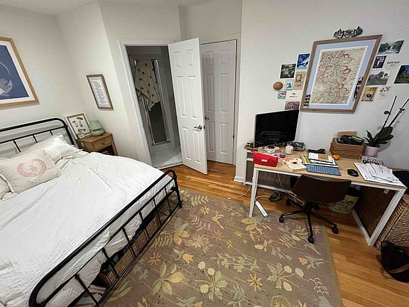 3rd image of 250 W 102nd St APT 5a