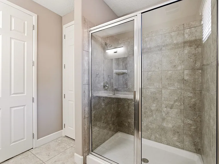 1504 Challedon Dr SE — Photo 29