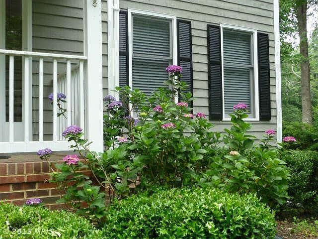1st image of 7010 Bloomsbury Ln