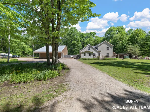 7381 W 108th St, Grant, MI 49327