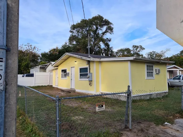 265 Bowlan St N, Jacksonville, FL 32211