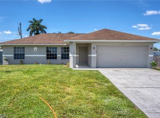 17196 Lee Rd, Fort Myers, FL 33967