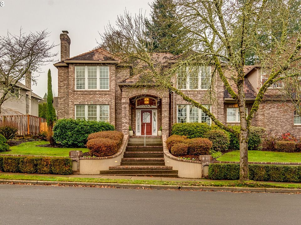 1st image of 2115 Wellington Dr