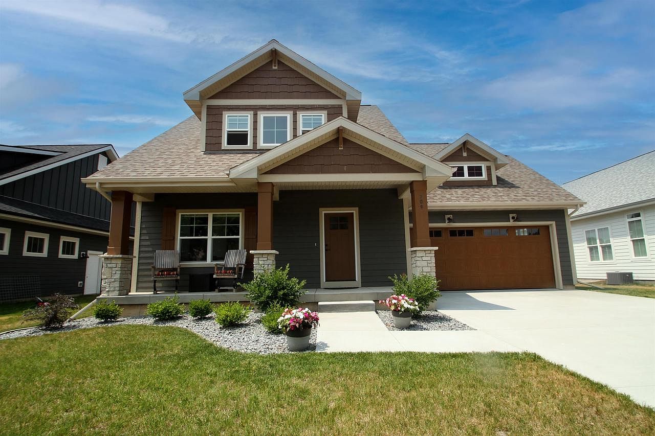 709 Spruce Street, Sauk City, WI 53583 Zillow