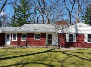 53129 E Oakmont Dr, South Bend, IN 46637