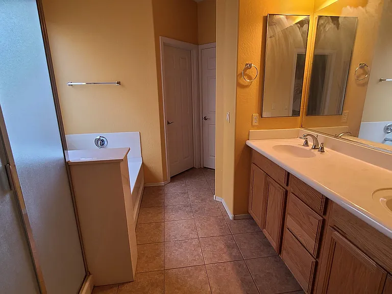 3653 E Sparrow Pl — Photo 7