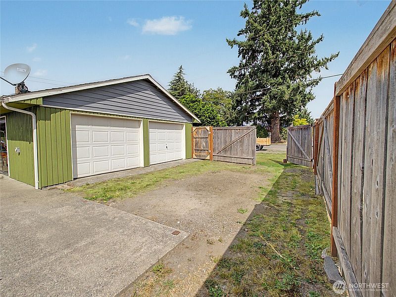 5th image of 621 E Mason Avenue