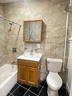 Rented by Executive Towers  | media 18