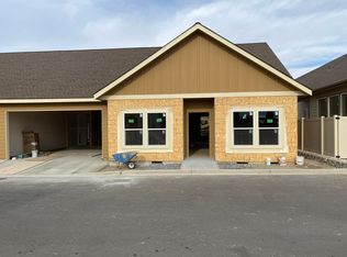 221 Solomon Loop NW, East Wenatchee, WA 98802