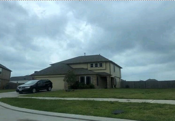 2nd image of 3010 Country Clearing Ln
