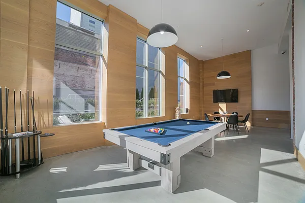 Rented by Corcoran | media 27